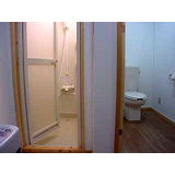 ログ風 シャワー室